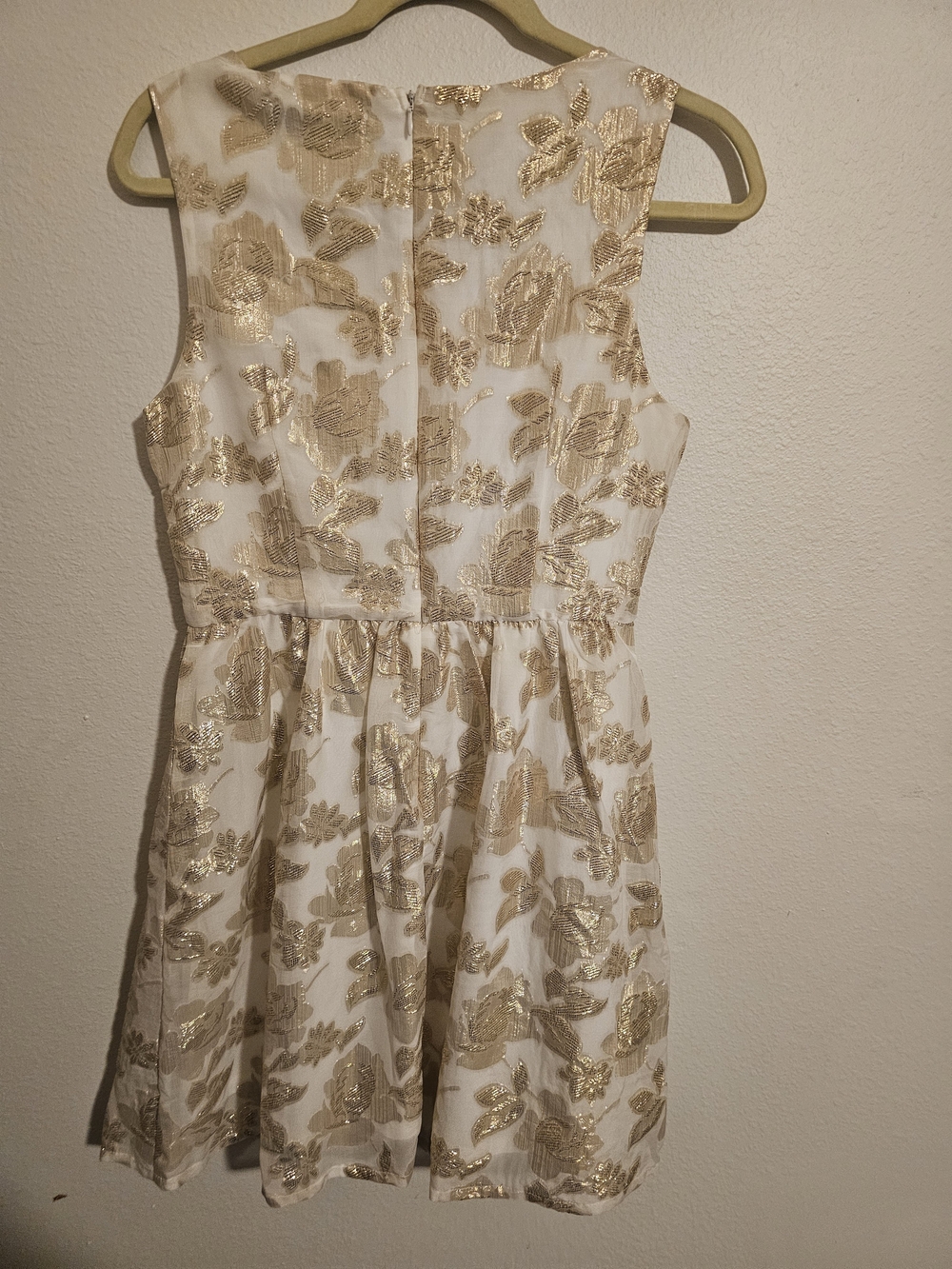 HUESDAY Gold Floral Metallic Sheer Overlay Dress Size M